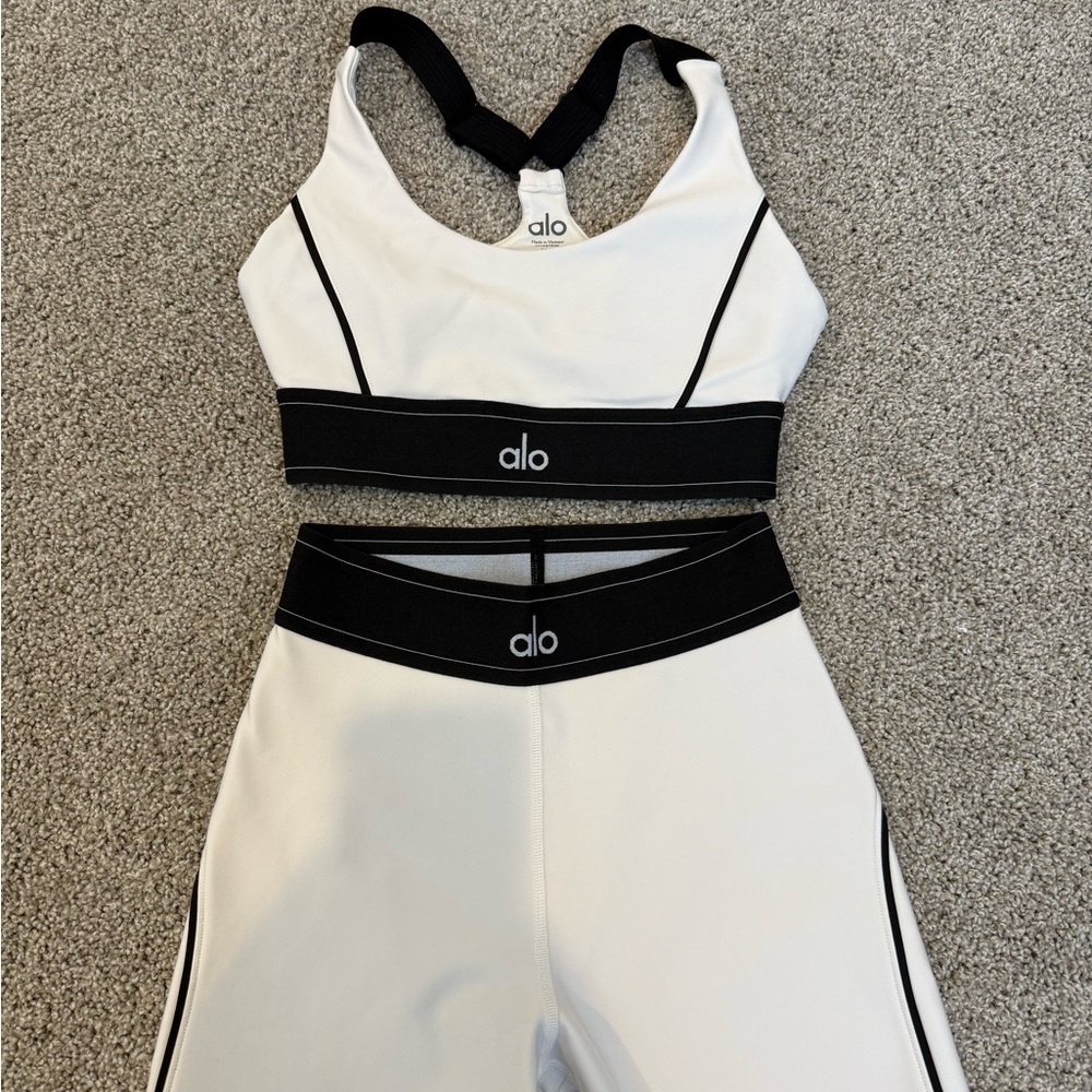 ALO Yoga Black and White Leggings